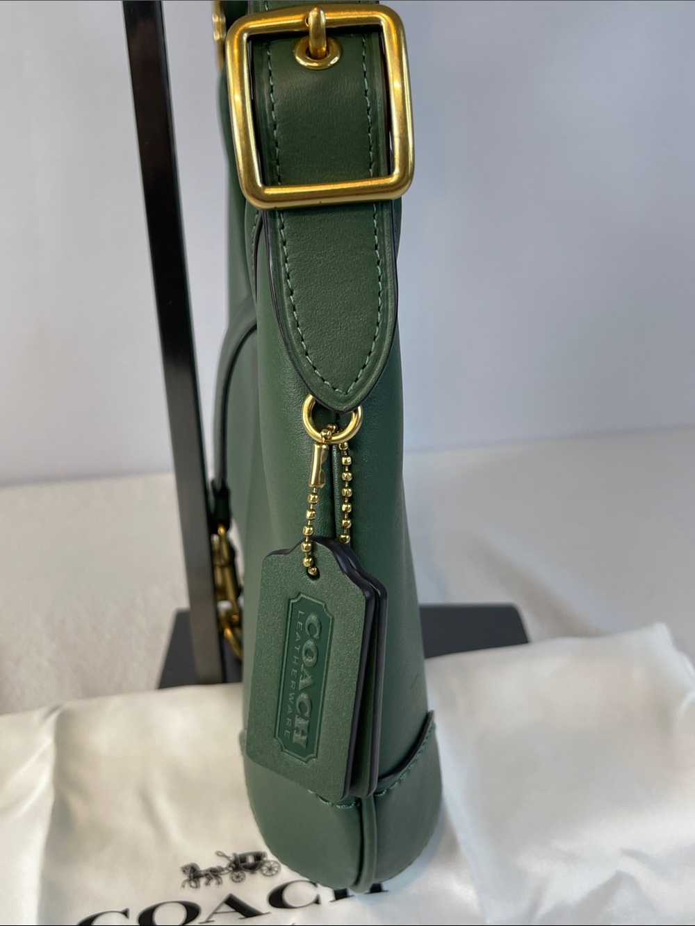 Coach CW642 Hamptons Hobo 2005 Limited Re-Edition Green Leather - Picture 6 of 16